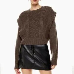 Aritzia Babaton Seek Cable Knit Shoulder Pad Sweater Rich Mocha Brown Size XS